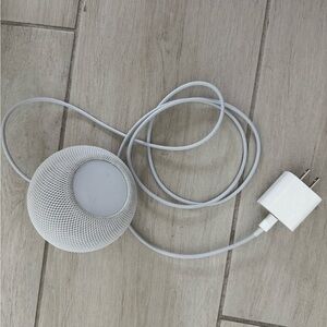 Apple HomePod Mini in White